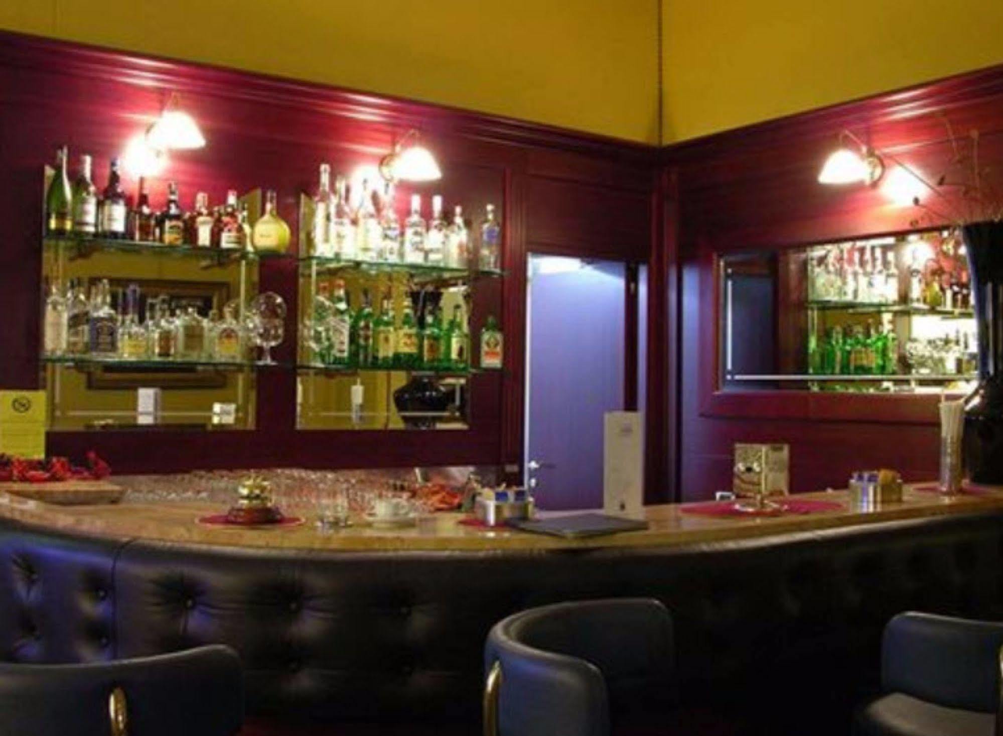 Hotel Mondial Rom Restaurang bild